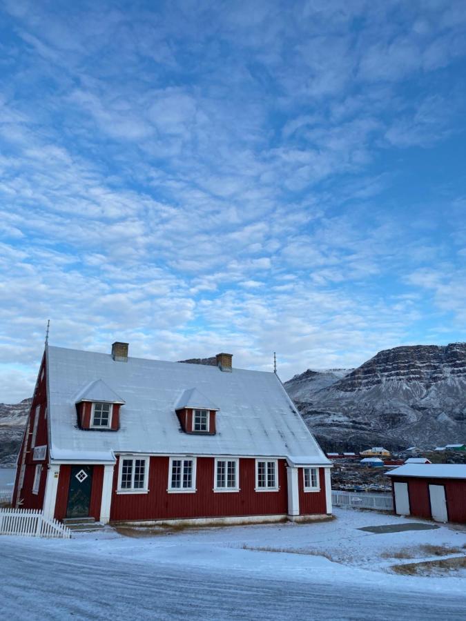 Hotel Disko Island Qeqertarsuaq Buitenkant foto